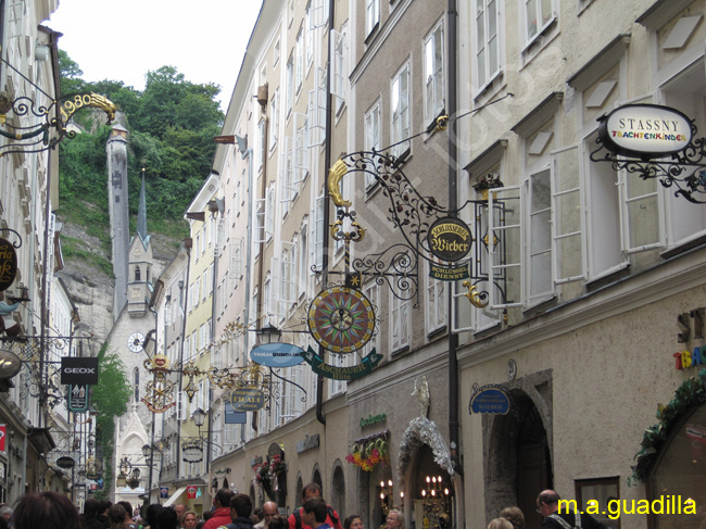 SALZBURGO - Getreidegasse 006