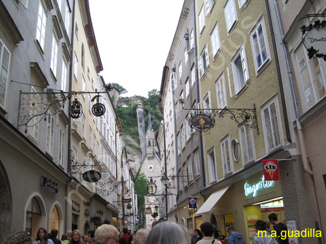 SALZBURGO - Getreidegasse 008