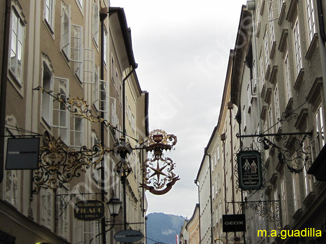 SALZBURGO - Getreidegasse 020