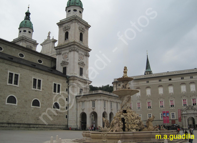 SALZBURGO - Residenzplatz 009