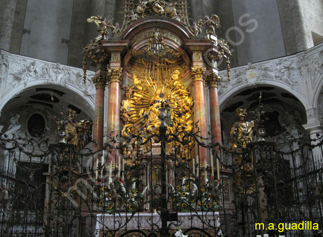 SALZBURGO - Iglesia de los Franciscanos 009