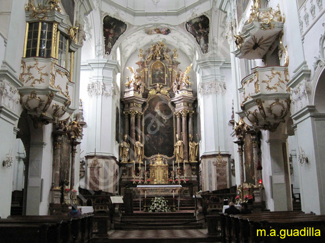 SALZBURGO - Iglesia de San Pedro 005