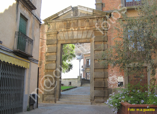 ZAFRA (103) PUERTA DEL ACEBUCHE