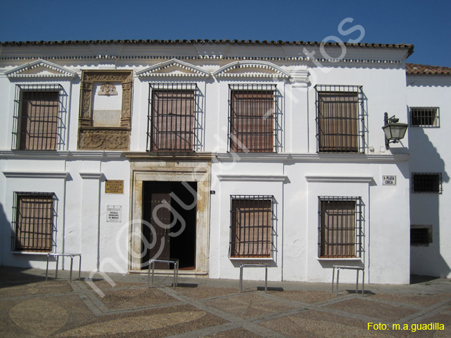 ZAFRA (128) PLAZA CHICA