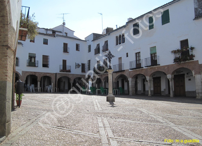 ZAFRA (131) PLAZA CHICA