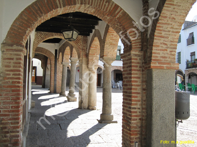 ZAFRA (132) PLAZA CHICA