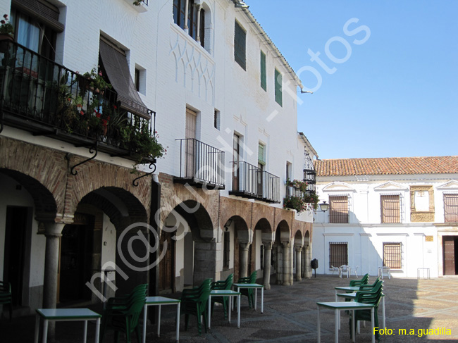 ZAFRA (133) PLAZA CHICA