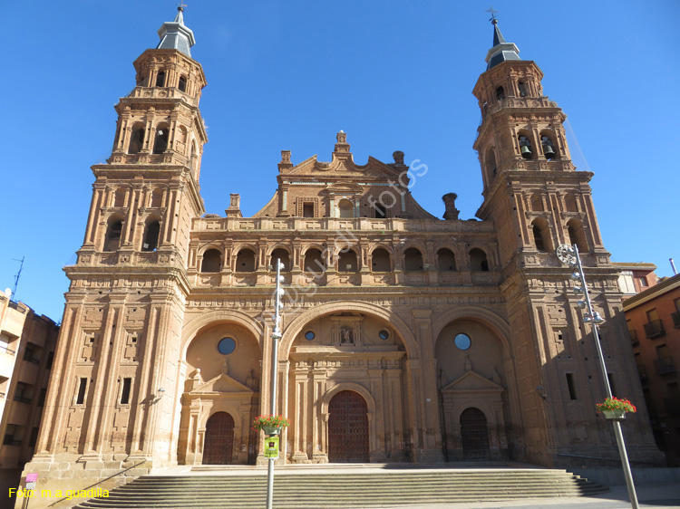 ALFARO (101) Colegiata de San Miguel Arcangel