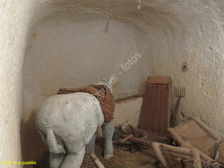 ARNEDO (156) Las cuevas de los 100 pilares