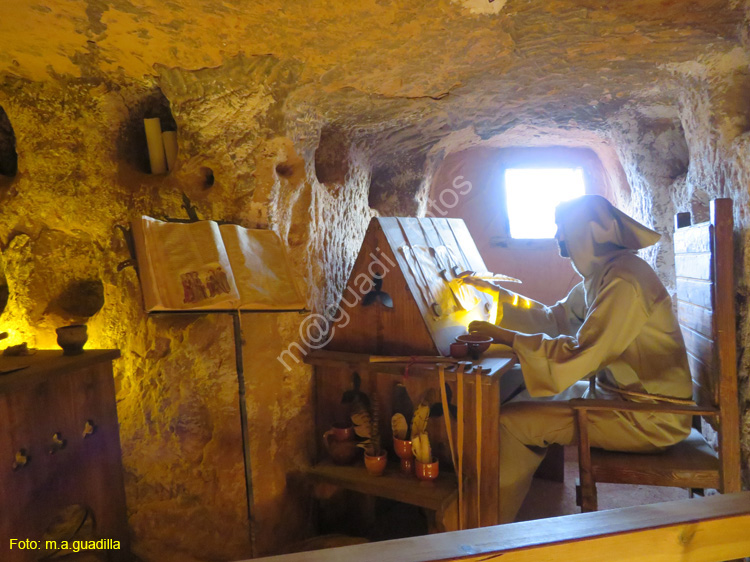 ARNEDO (165) Las cuevas de los 100 pilares