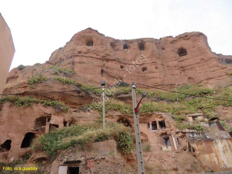 ARNEDO (168) Las cuevas de los 100 pilares