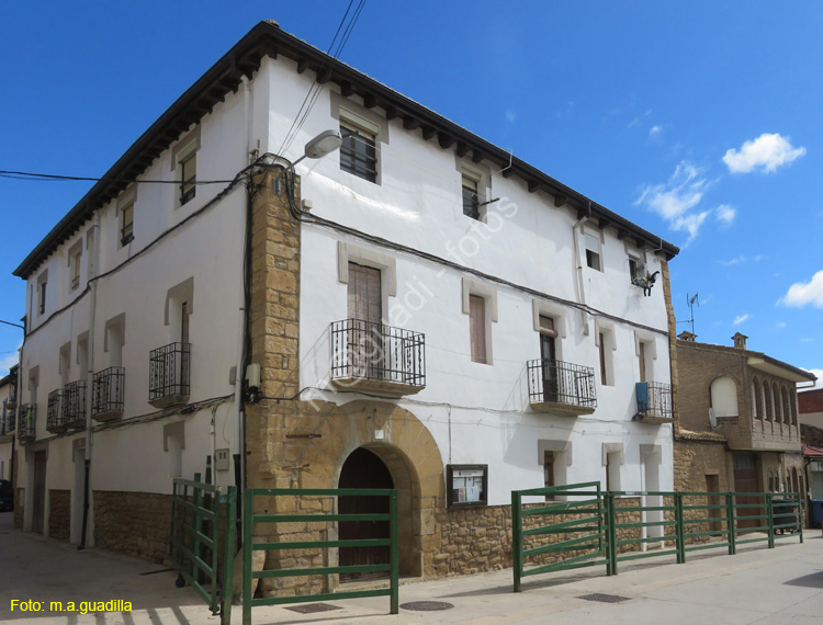 ARTAJONA (103)
