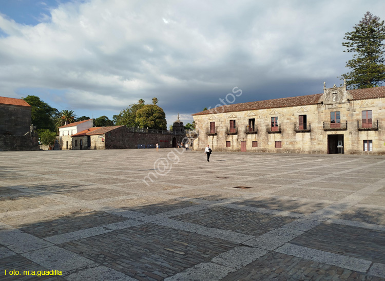 CAMBADOS (141) Plaza de Fefiñans