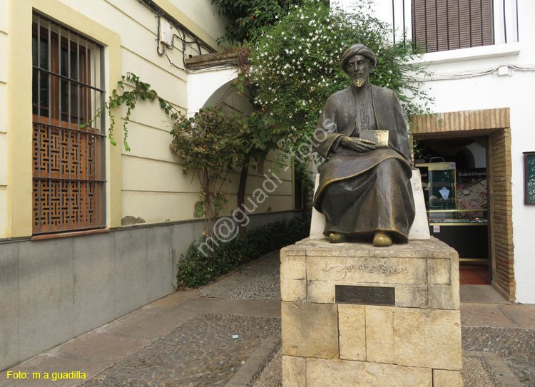 CORDOBA (481) Estatua de Maimonides