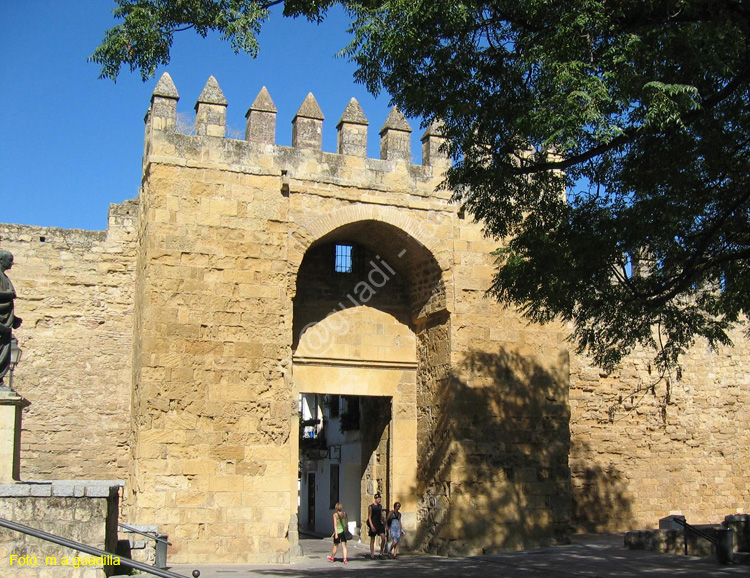 CORDOBA (490) Puerta de Almodovar 2008