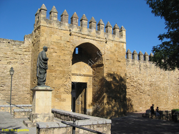 CORDOBA (492) Puerta de Almodovar 2008