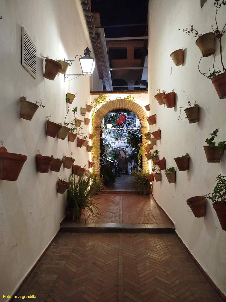 CORDOBA (660) El Caballo Rojo