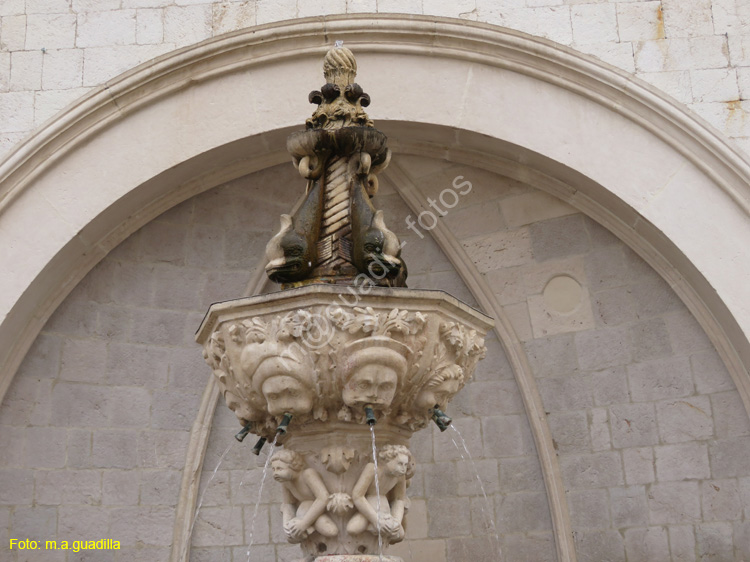 Dubrovnik (247) Pequena Fuente de Onofrio
