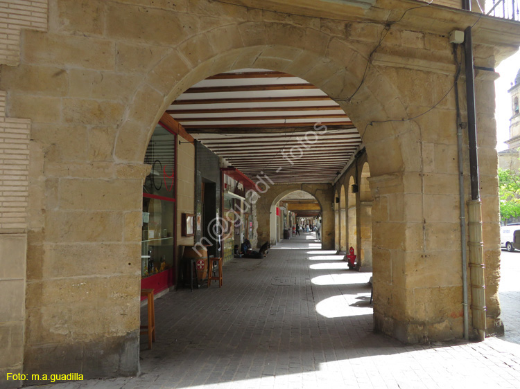 ESTELLA (109) Plaza de los Fueros
