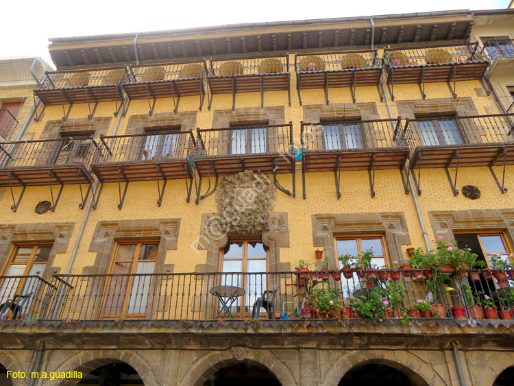 ESTELLA (112) Plaza de los Fueros