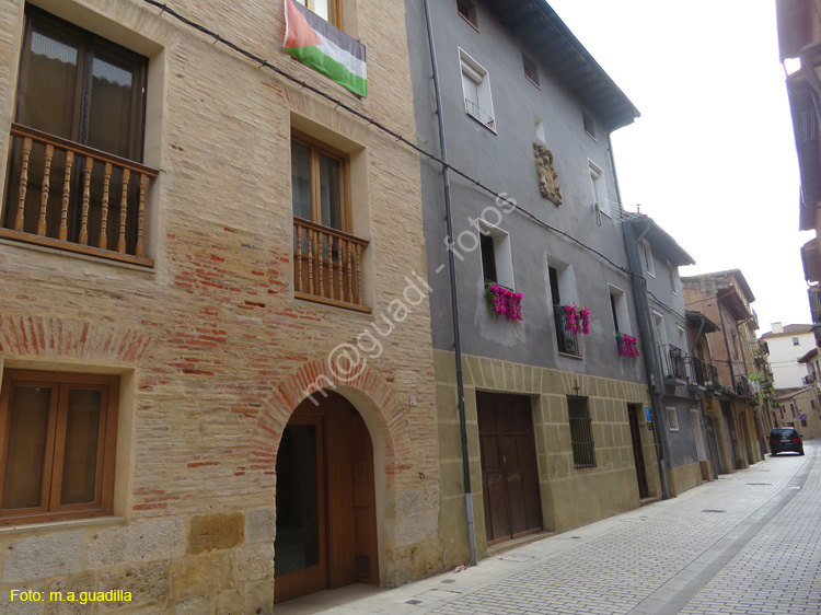ESTELLA (264) Calle Rua