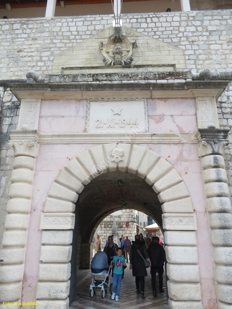 Montenegro - Kotor (114) Puerta del Mar