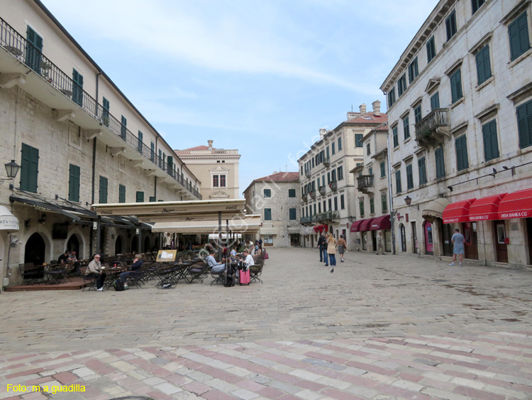 Montenegro - Kotor (123) Plaza de Armas