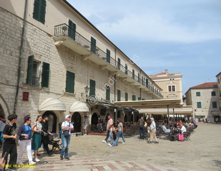 Montenegro - Kotor (125) Plaza de Armas