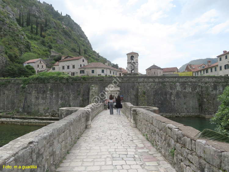 Montenegro - Kotor (213) Puerta del Rio