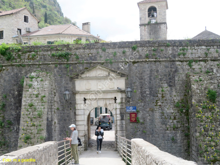 Montenegro - Kotor (215) Puerta del Rio