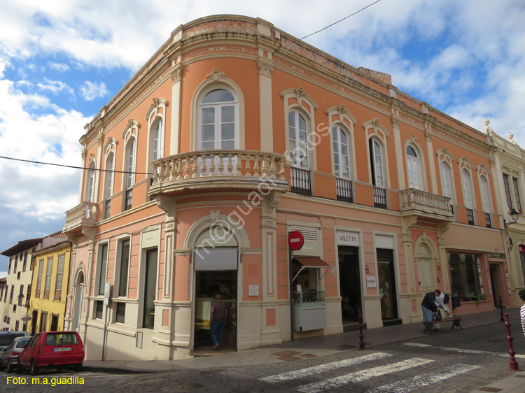 LA OROTAVA (139) Calle Escultor Estevez