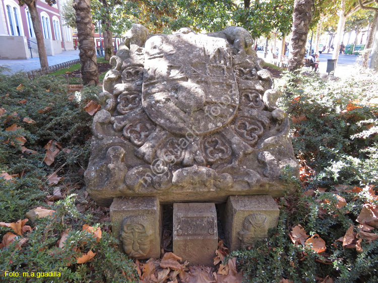LOGROÑO (255) Jardin Calles Muro del Carmen y de Cervantes