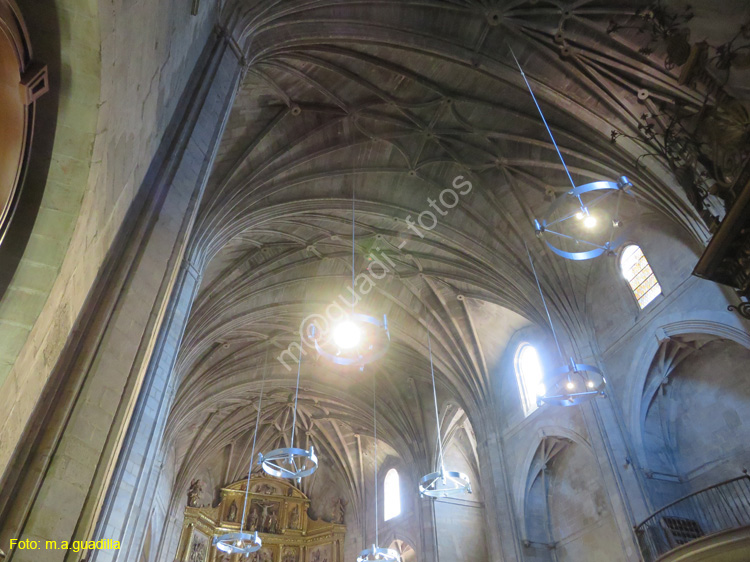 LOGROÑO (335) Iglesia de Santiago el Real