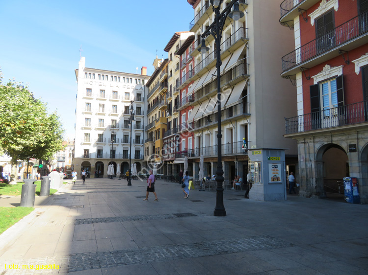 PAMPLONA (110) Plaza del Castillo