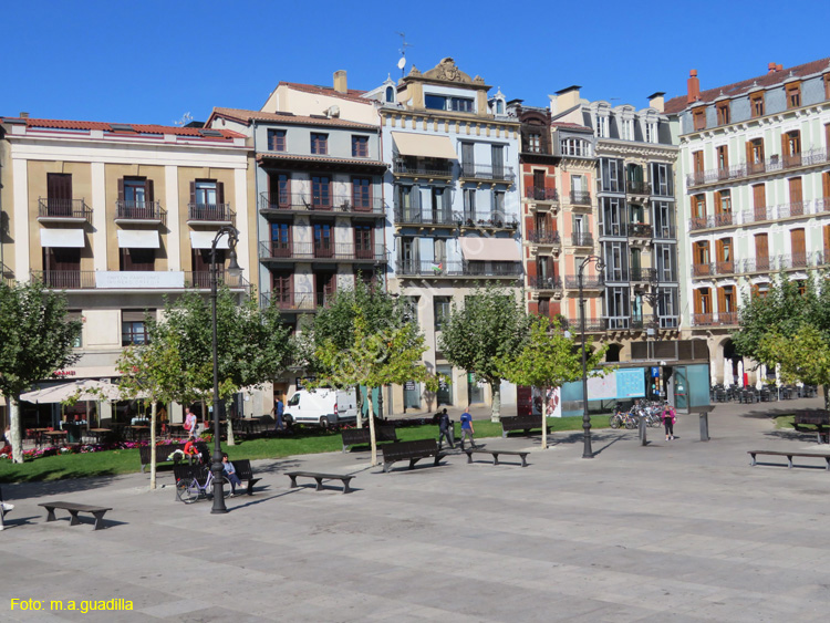 PAMPLONA (114) Plaza del Castillo