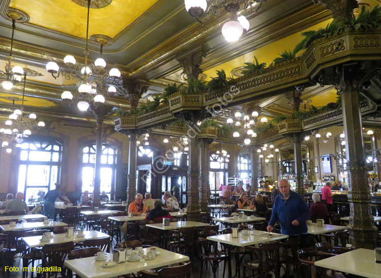 PAMPLONA (127) Cafe Iruña