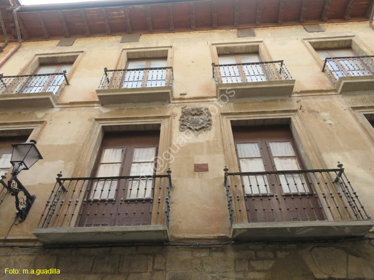 PUENTE LA REINA (127) Calle Mayor