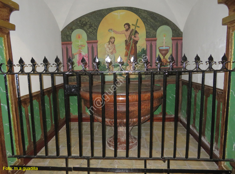 PUENTE LA REINA (146) Iglesia de Santiago