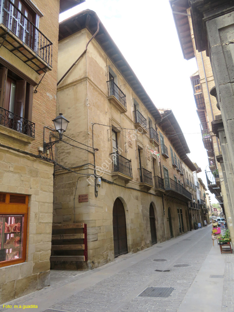 PUENTE LA REINA (151) Calle Mayor