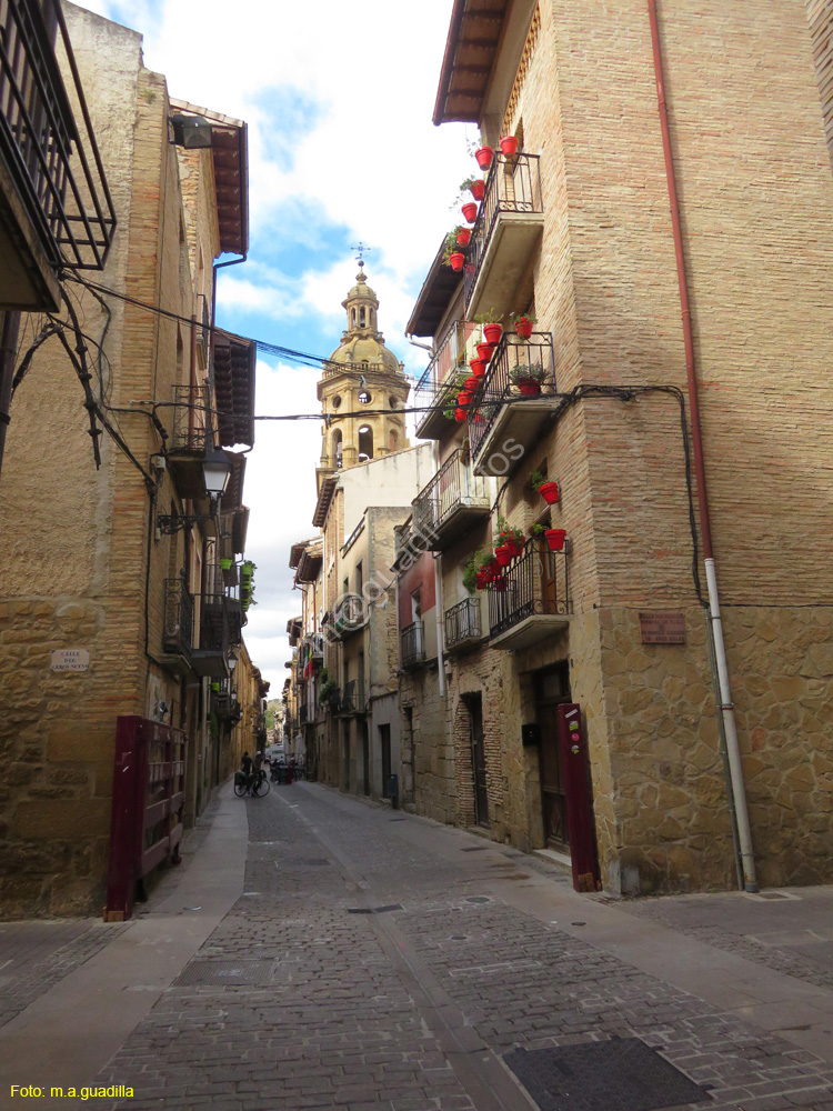 PUENTE LA REINA (154) Calle Mayor