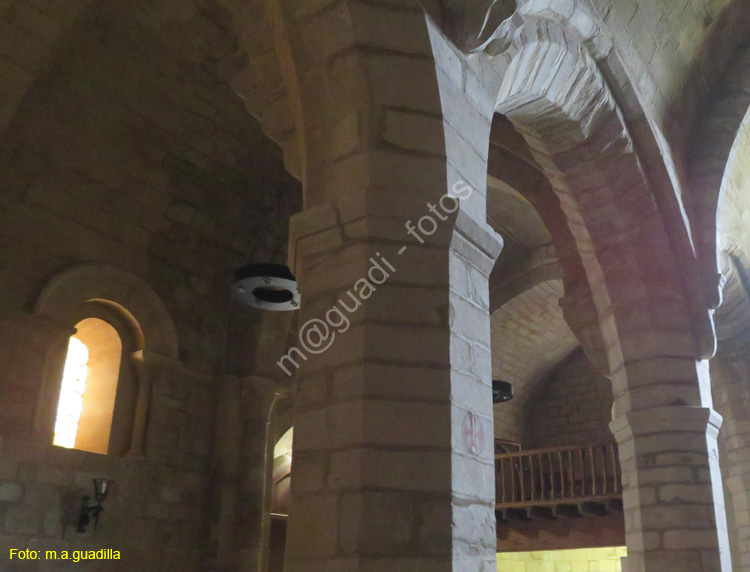 PUENTE LA REINA (168) Iglesia del Crucifijo