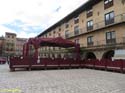 PUENTE LA REINA (122) Plaza Julian Mena