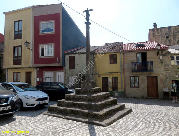 RIANXO (102) Cruceiro Vello