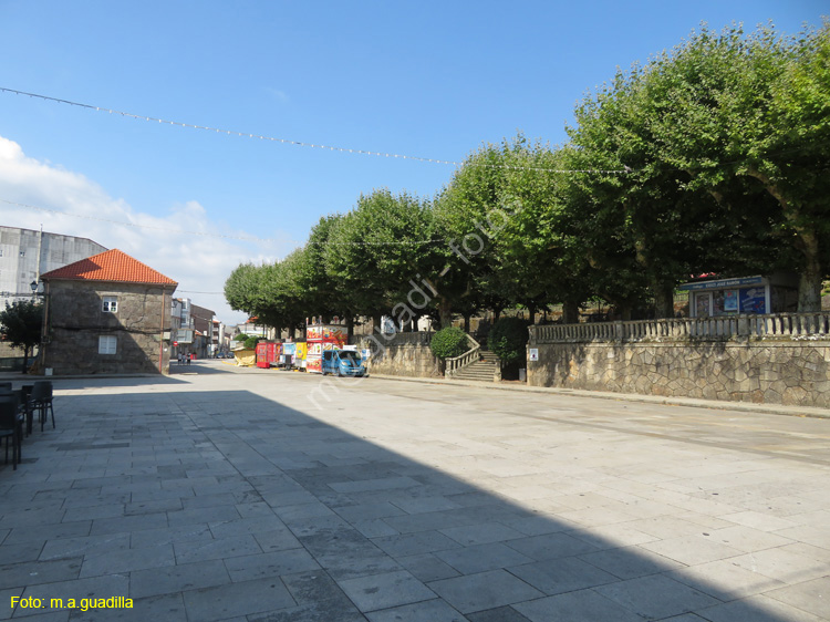 RIANXO (118) Plaza de Castelao
