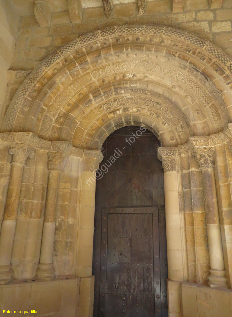 SAN MARTIN DE UNX (110) Iglesia de San Martin de Tours