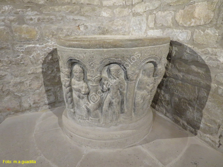 SAN MARTIN DE UNX (118) Iglesia de San Martin de Tours