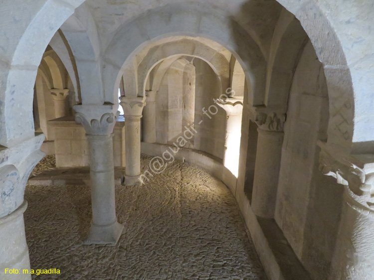 SAN MARTIN DE UNX (122) Iglesia de San Martin de Tours