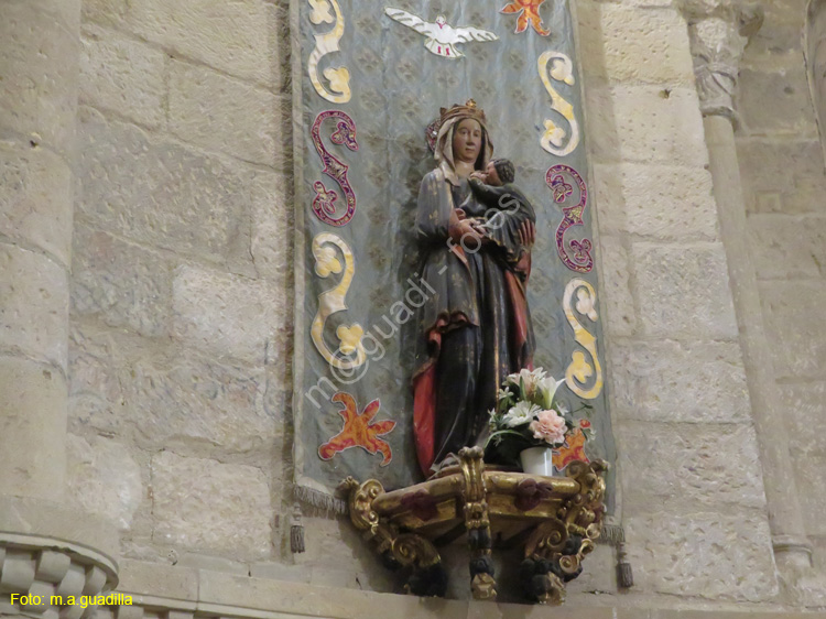 SAN MARTIN DE UNX (129) Iglesia de San Martin de Tours