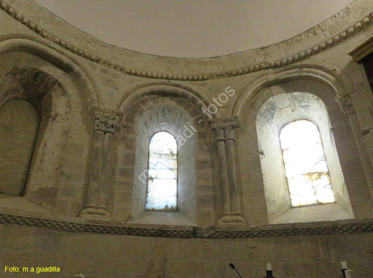 SAN MARTIN DE UNX (131) Iglesia de San Martin de Tours