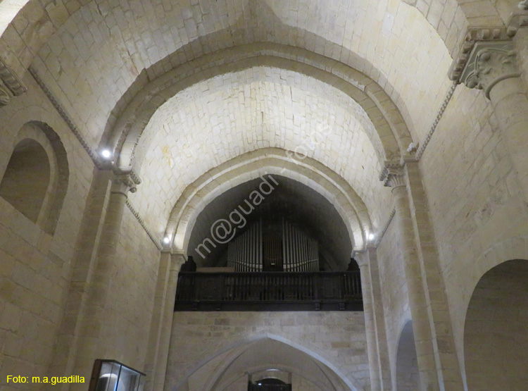 SAN MARTIN DE UNX (132) Iglesia de San Martin de Tours